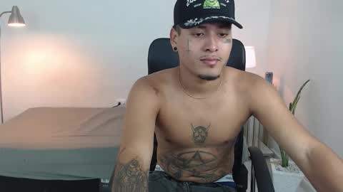 snak_master1 online show from September 2025 03:01:01 PM