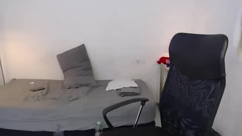 snak_master1 online show from September 2025 05:59:02 PM