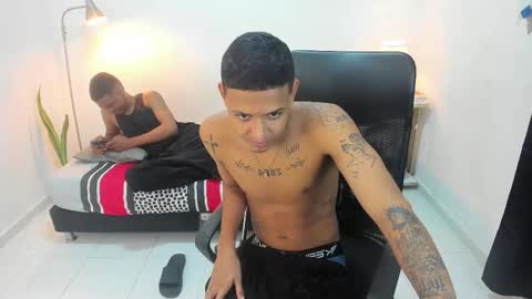 snak_master1 online show from October 2025 11:29:02 PM