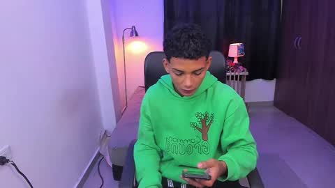 snak_master1 online show from November 2025 02:54:01 PM