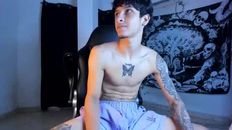 snakebutterfly online show from February 2026 03:13:02 AM