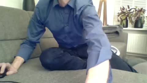 sneakerboy444 online show from November 2025 09:31:02 PM