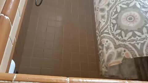 sneakypeteyo1 online show from September 2025 10:05:01 AM