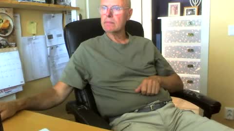 snickarn335731 online show from June 2026 10:05:02 AM