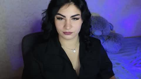 Olivia online show from October 2025 02:36:02 PM