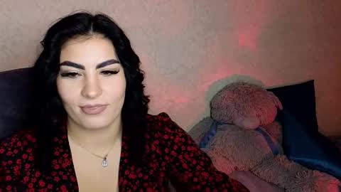 Olivia online show from October 2025 04:18:01 PM