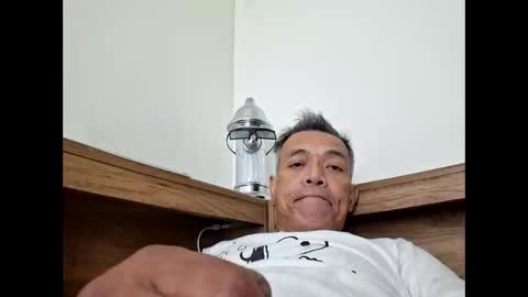 Snapshot of snickyjoe170 chatting on May 2026 05:35:01 AM snickyjoe170 online show from May 2026 05:35:01 AM
