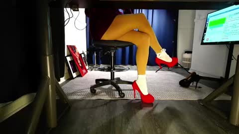 MISS SISSY CHERI online show from February 2025 08:07:02 PM