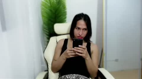 snow_2000 online show from July 2026 06:00:01 AM