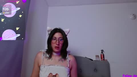 IG     OF red moonn online show from February 2025 12:54:02 PM