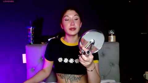 Snapshot of snow_baall chatting on April 2026 05:30:01 AM IG OF red moonn online show from April 2026 05:30:01 AM