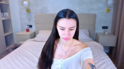 snow_whiteeex online show from June 2026 05:57:02 AM