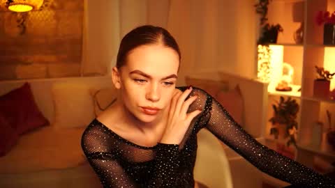 Hanna online show from January 2025 12:03:01 PM