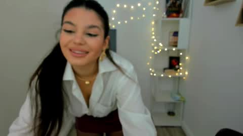 snowingwinter online show from January 2025 06:26:01 AM