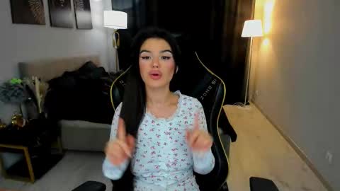 snowingwinter online show from September 2025 11:35:01 AM