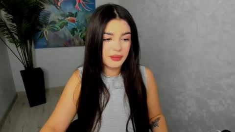 snowingwinter online show from February 2026 06:31:01 PM