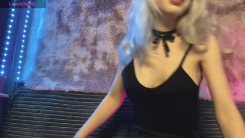 snowy_alice online show from April 2026 04:55:02 PM