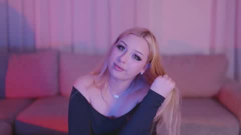 Snowy Bubbles online show from January 2026 01:11:01 AM