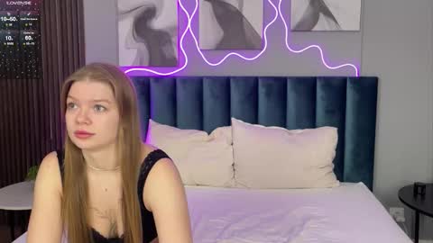 Astrit online show from September 2025 02:04:02 AM