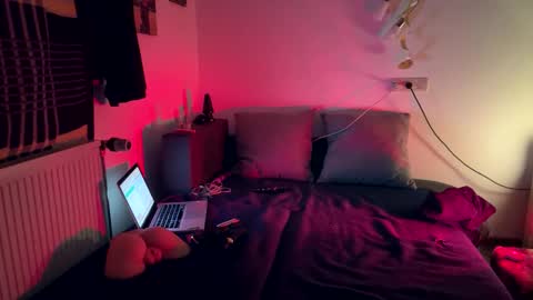 Snapshot of soccer_king09 chatting on November 2025 01:28:02 AM sweet-big-cock26 online show from November 2025 01:28:02 AM