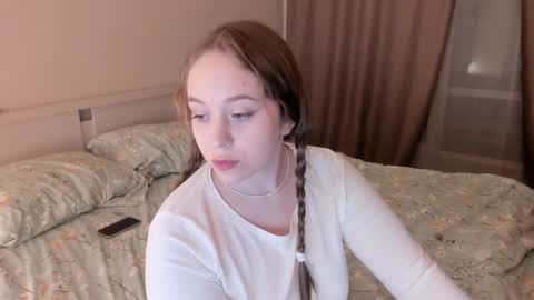 Snapshot of sofaris chatting on January 2025 10:42:01 PM Sophy online show from January 2025 10:42:01 PM