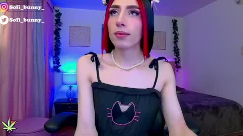 soffi_bunny_ online show from September 2025 07:10:02 AM
