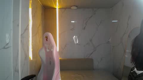 soffia_b online show from November 2025 03:06:01 AM