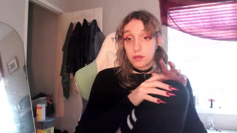 Lilytea online show from November 2025 09:48:01 PM