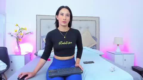 sofhyalove online show from June 2026 08:30:02 PM