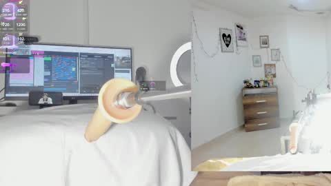 Snapshot of sofi__velez_ chatting on November 2025 06:40:01 PM Sofi online show from November 2025 06:40:01 PM