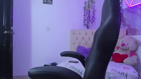 SOFI AND SANTY online show from April 2026 02:59:02 AM