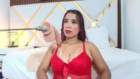 sofi_bigtits online show from November 2025 11:57:02 AM