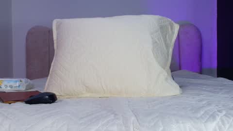 Sofia online show from November 2025 11:54:01 AM