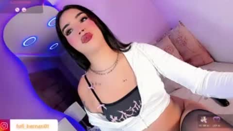 sofi_hdzz online show from June 2026 05:32:02 AM