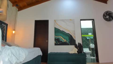 Sofi online show from October 2025 11:21:02 AM