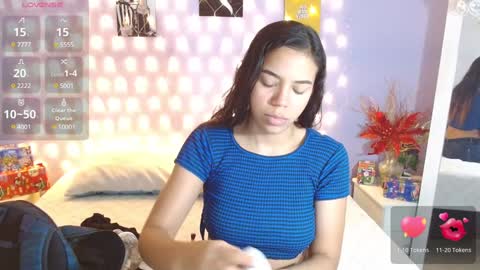 Snapshot of sofi_smith02 chatting on December 2024 09:11:01 PM sofi smith online show from December 2024 09:11:01 PM