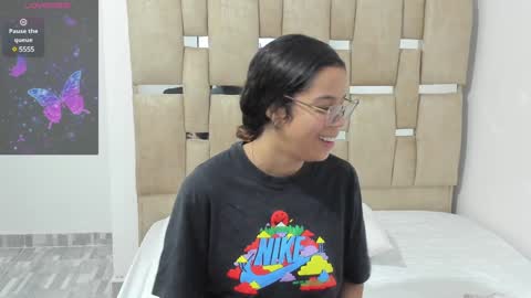 Snapshot of sofi_smith02 chatting on January 2025 08:03:02 PM sofi smith online show from January 2025 08:03:02 PM