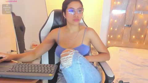 Snapshot of sofi_smith02 chatting on January 2025 11:56:01 PM sofi smith online show from January 2025 11:56:01 PM