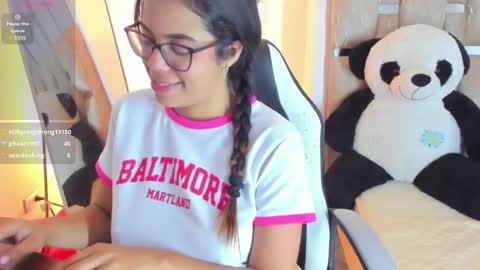 Snapshot of sofi_smith02 chatting on February 2025 11:19:02 PM sofi smith online show from February 2025 11:19:02 PM