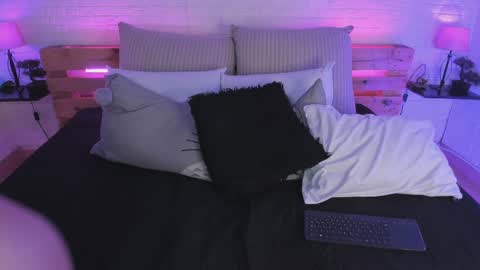 sofi_sp online show from February 2025 05:46:02 PM