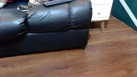 Susy online show from December 2024 05:11:01 PM