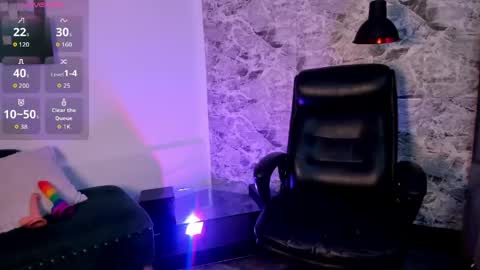 sofi_wiliiams2 online show from April 2026 07:06:02 PM