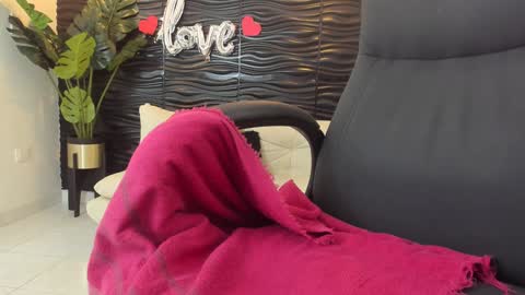 Skarlett online show from February 2025 01:21:02 AM