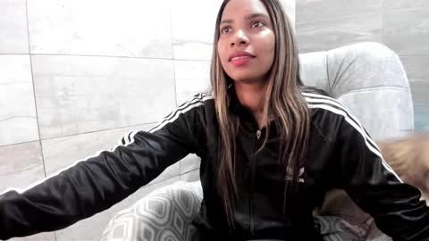 sofia86379 online show from February 2025 06:08:02 PM