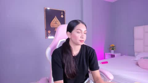 Snapshot of sofia__salazar chatting on February 2026 12:23:02 PM sofia__salazar online show from February 2026 12:23:02 PM