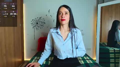 Sofia Kuleth  online show from December 2025 01:02:02 AM