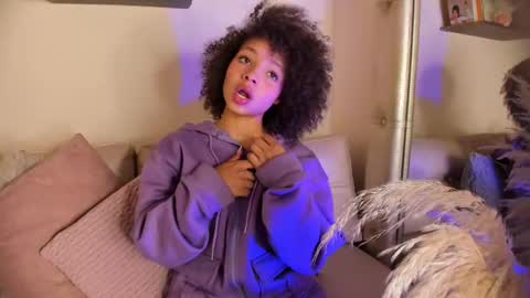 Snapshot of sofia_kay_ chatting on February 2026 04:59:02 PM S O F I A online show from February 2026 04:59:02 PM