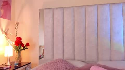 Snapshot of sofia_kay_ chatting on July 2026 07:05:01 PM S O F I A online show from July 2026 07:05:01 PM