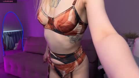 Sofia online show from April 2026 02:45:02 AM