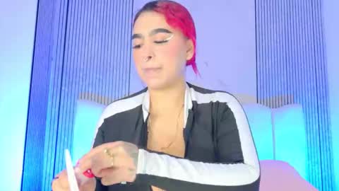 Sofia online show from December 2025 03:04:02 AM